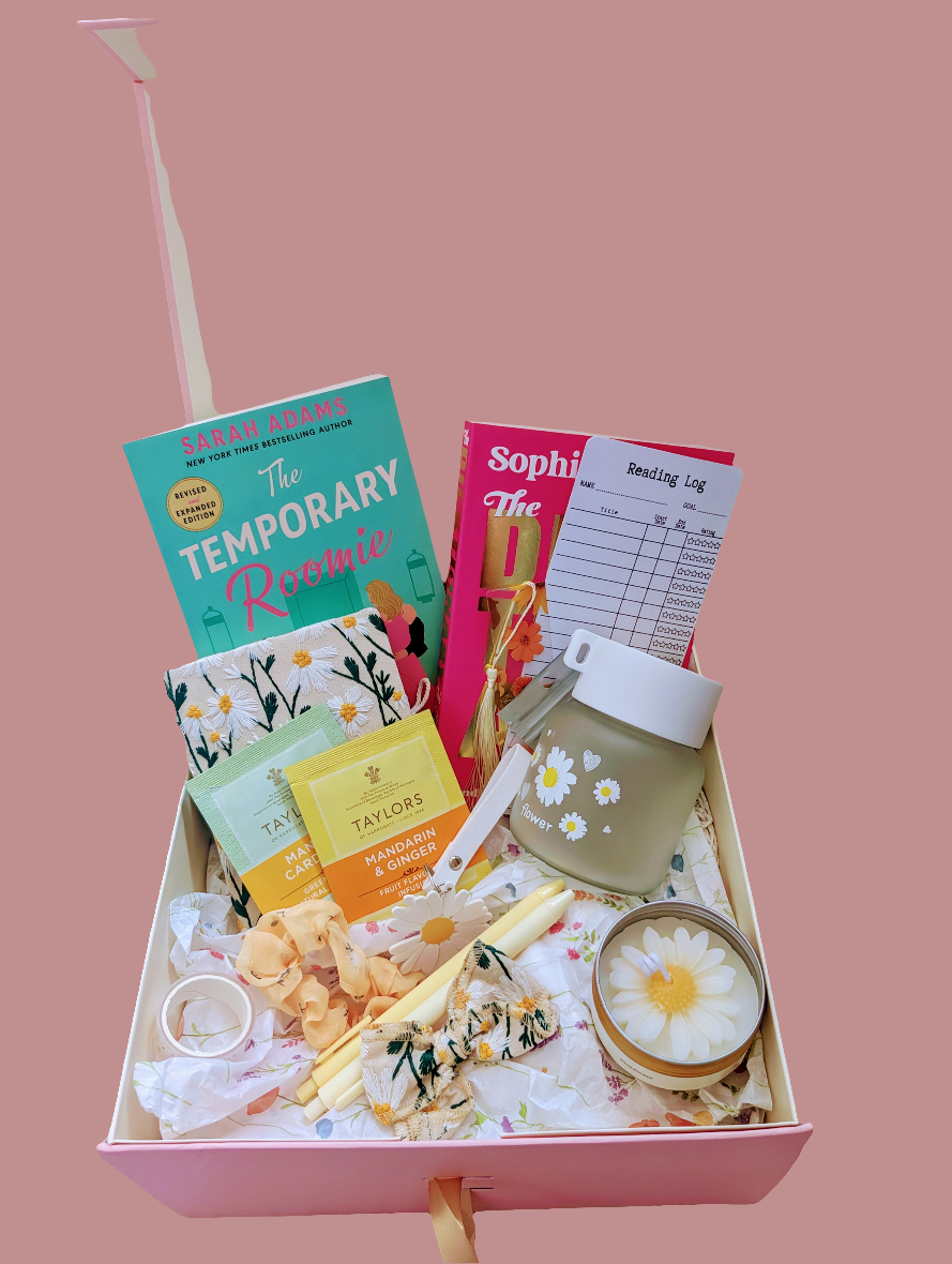Blind Date With A Book Box | Luxury Book Lover Gift | Surprise Book Self-care Gift Set | Summer Gift Set